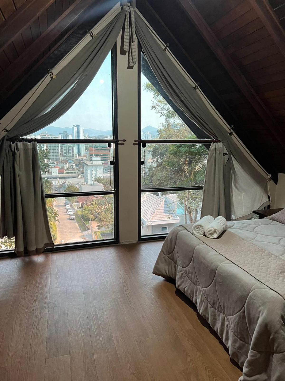 Pousada Casa Da Pedra Блуменау Экстерьер фото